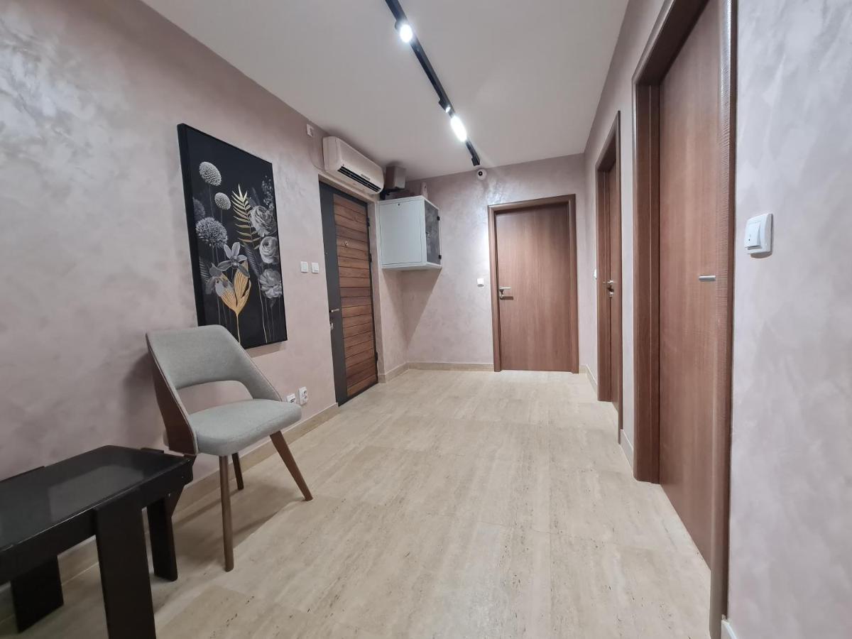 Airport Molko Apartments Surčin Zewnętrze zdjęcie