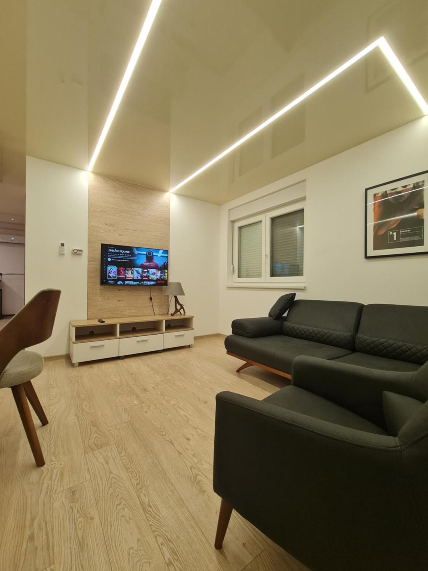 Airport Molko Apartments Surčin Zewnętrze zdjęcie